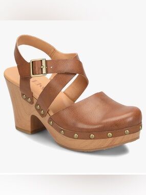 KORKS 'Abloom' Women's 
Platform Slingback Leather Riveted
Clog: Size 9.5